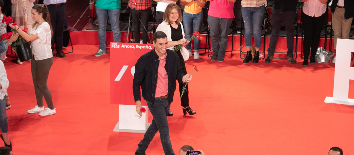 Pedro Sánchez en un acto del partido