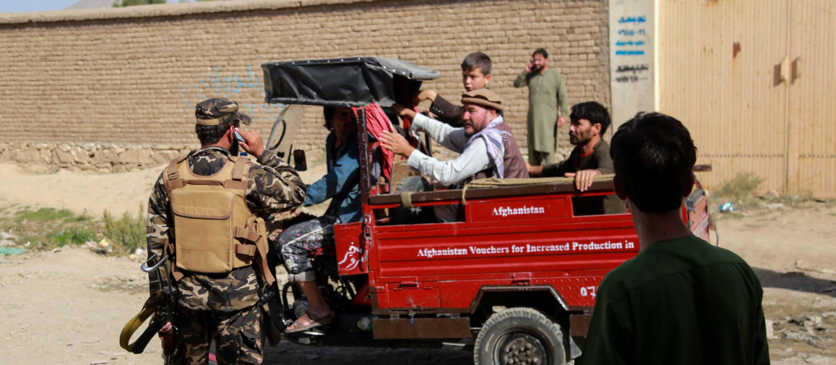 Fuerzas armadas en Kabul, foto de archivo
