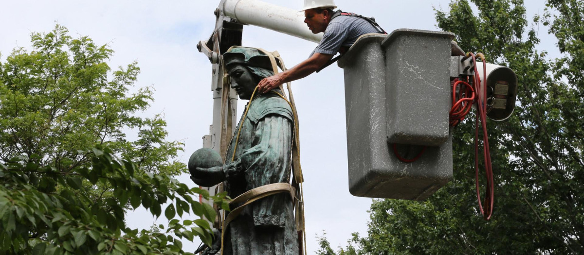 Una estatua de Cristóbal Colón en New Haven, Estados Unidos.