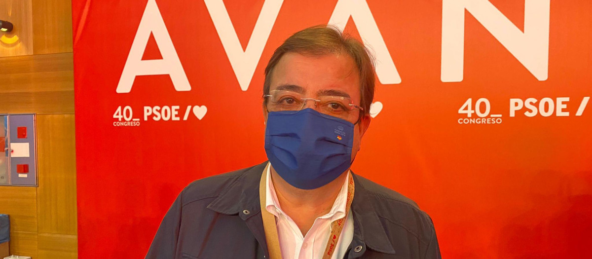 Guillermo Fernández Vara en el Congreso del PSOE