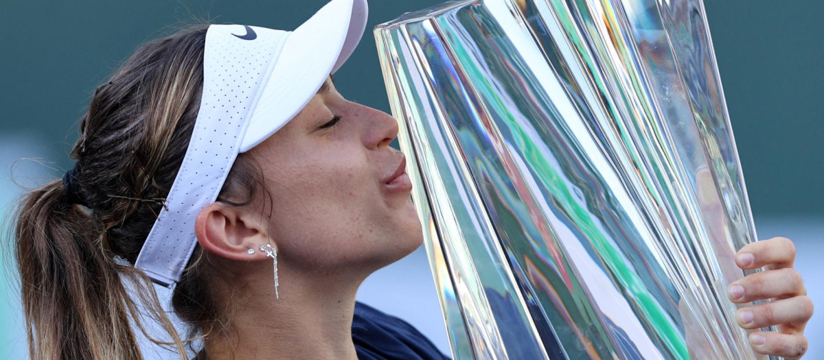 Paula Badosa gana la final de Indian Wells 2021 a Viktoria Azarenka