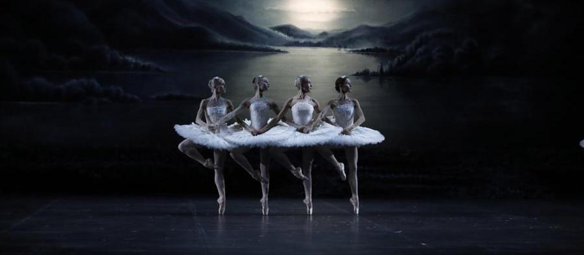 El Ballet Nacional Ruso llega a Madrid con «El lago de los cisnes».