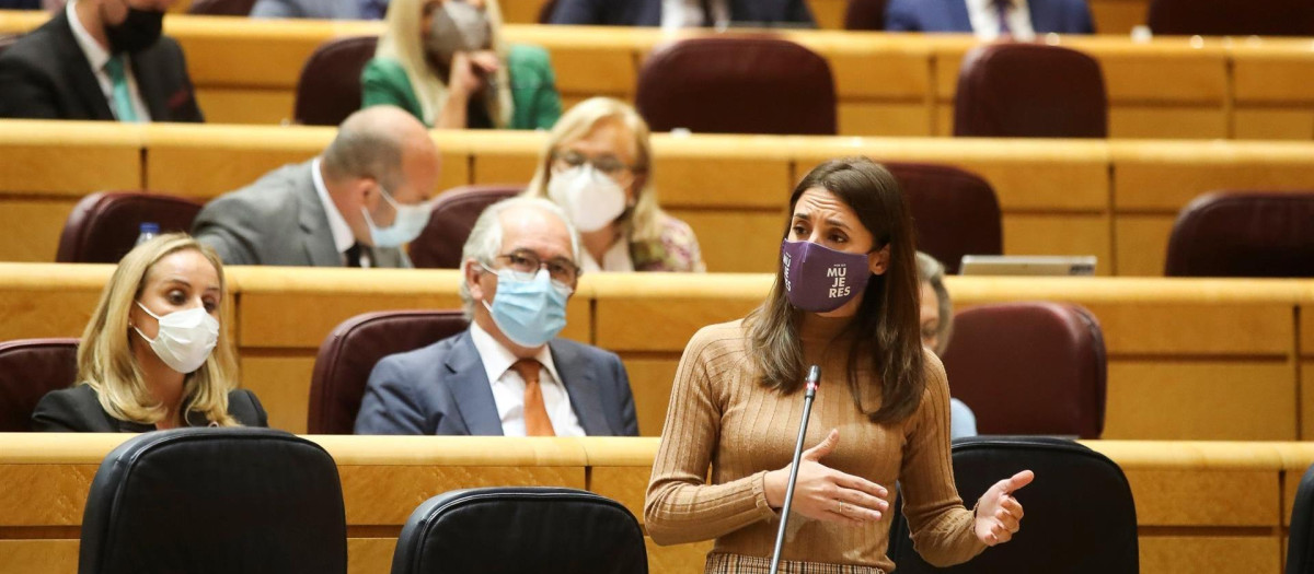 La ministra de Igualdad, Irene Montero, durante el pleno del Senado