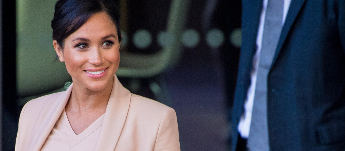 Britain's Meghan Markle, The Duchess of Sussex, visits the NationalTheatre in London, Wednesday, Jan. 30, 2019.  *** Local Caption *** .