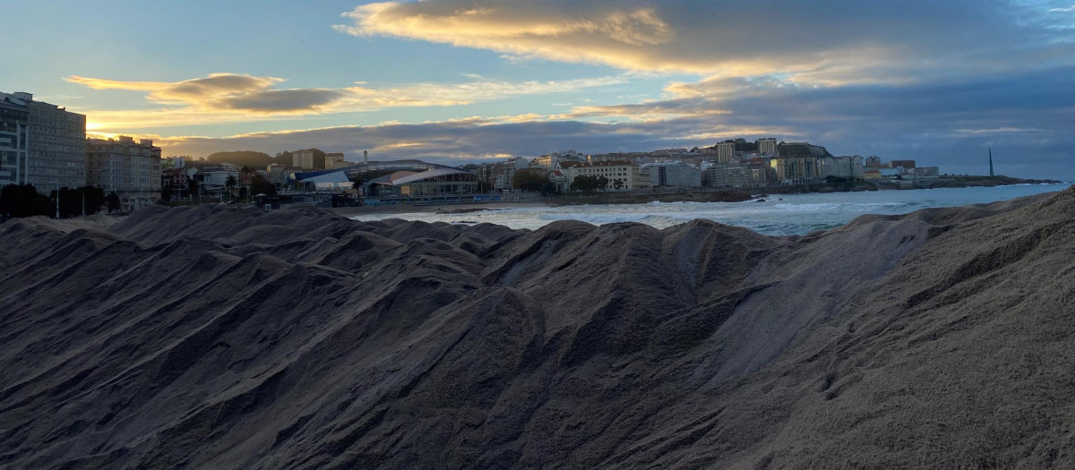 Dunas artificiales para proteger el paso marítimo de A Coruña del temporal