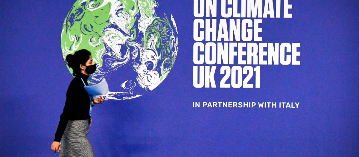 El poster de entrada de la COP26