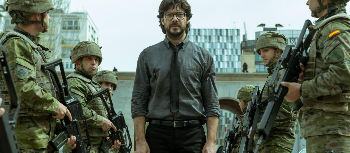 Álvaro Morte interpreta al Profesor de 'La casa de papel'