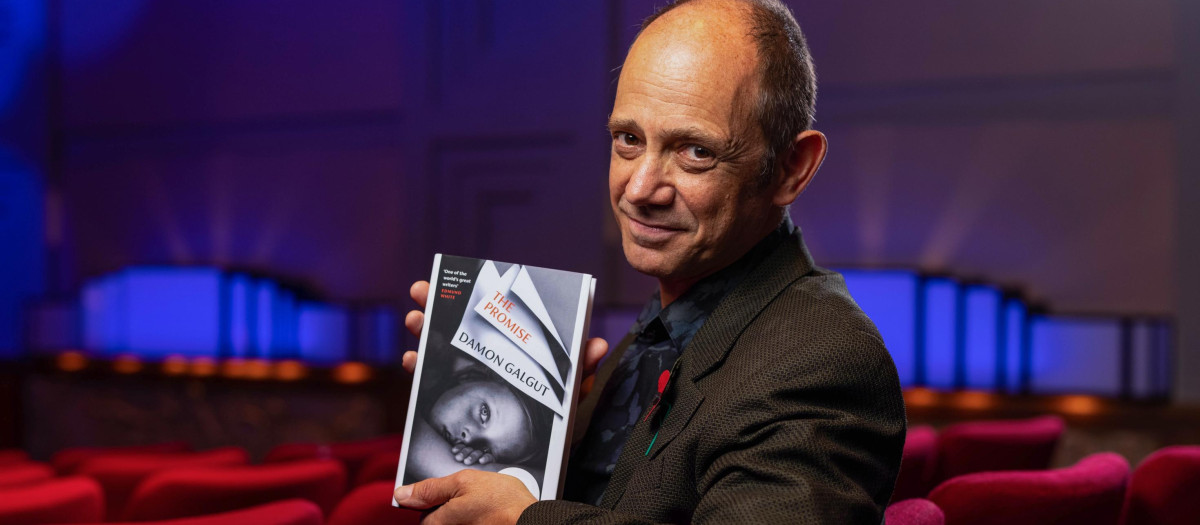 El autor Damon Galgut, ganador del premio Booker 2021 por su novela «The Promise»