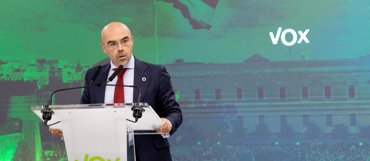 Jorge Buxadé, en rueda de prensa este lunes 8 de noviembre.