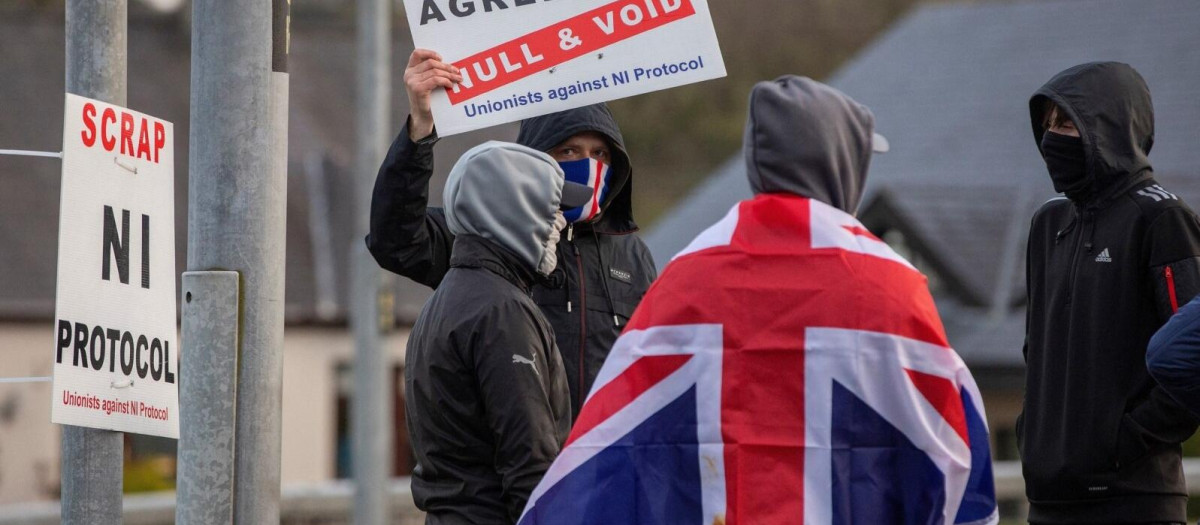 Manifestaciones contra el protocolo de Irlanda del Norte piden que se desencadene el artículo 16