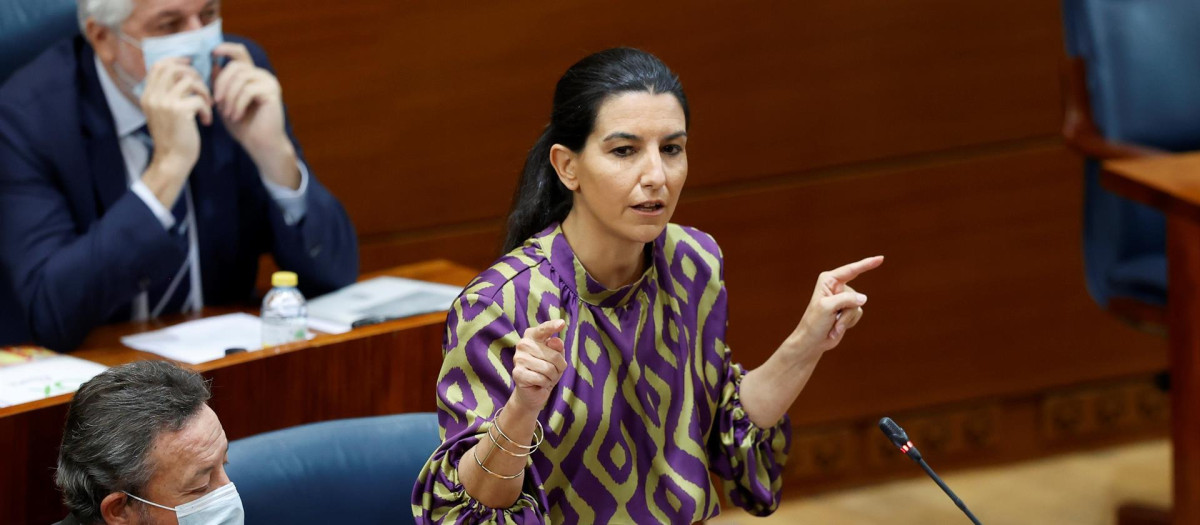 La portavoz de Vox, Rocío Monasterio, en el pleno de la Asamblea de Madrid