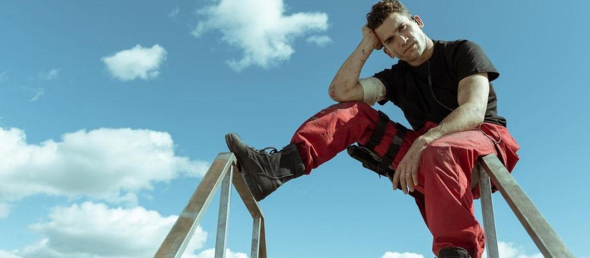 Jaime Lorente en un descanso de rodaje de 'La Casa de Papel' | Instagram