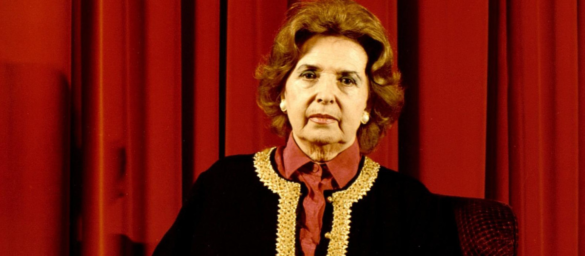 Elena Quiroga, «letra a» de la RAE