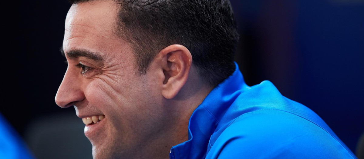 El nuevo entrenador del Barcelona, Xavi Hernández, debutará en un derbi contra el Espanyol