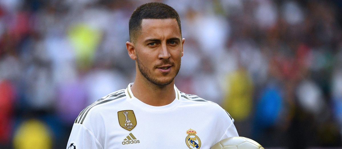 Presentación de Eden Hazard con la camiseta del Real Madrid en el Bernabéu