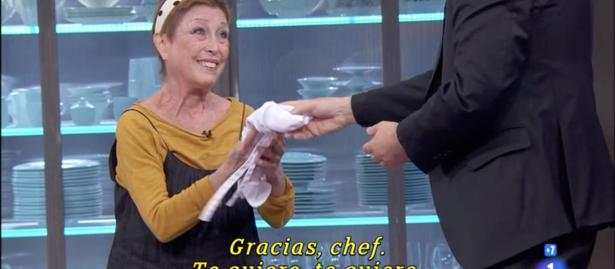 Verónica Forqué entregó su mandilón a los jueces