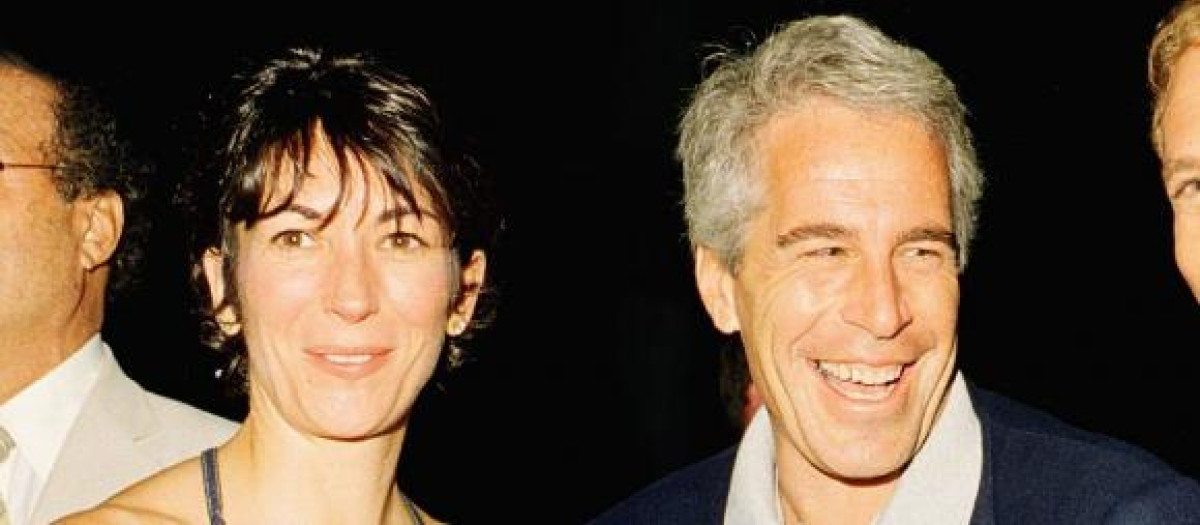 Ghislaine Maxwell junto a Jeffrey Epstein