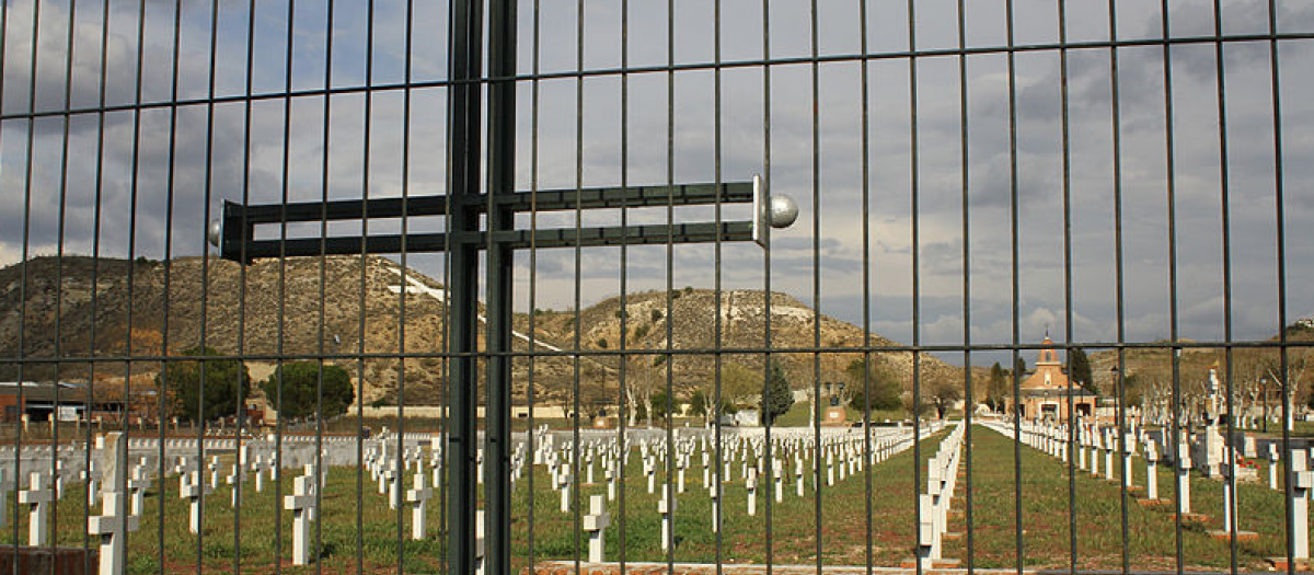 Cementerio de Paracuellos del Jarama