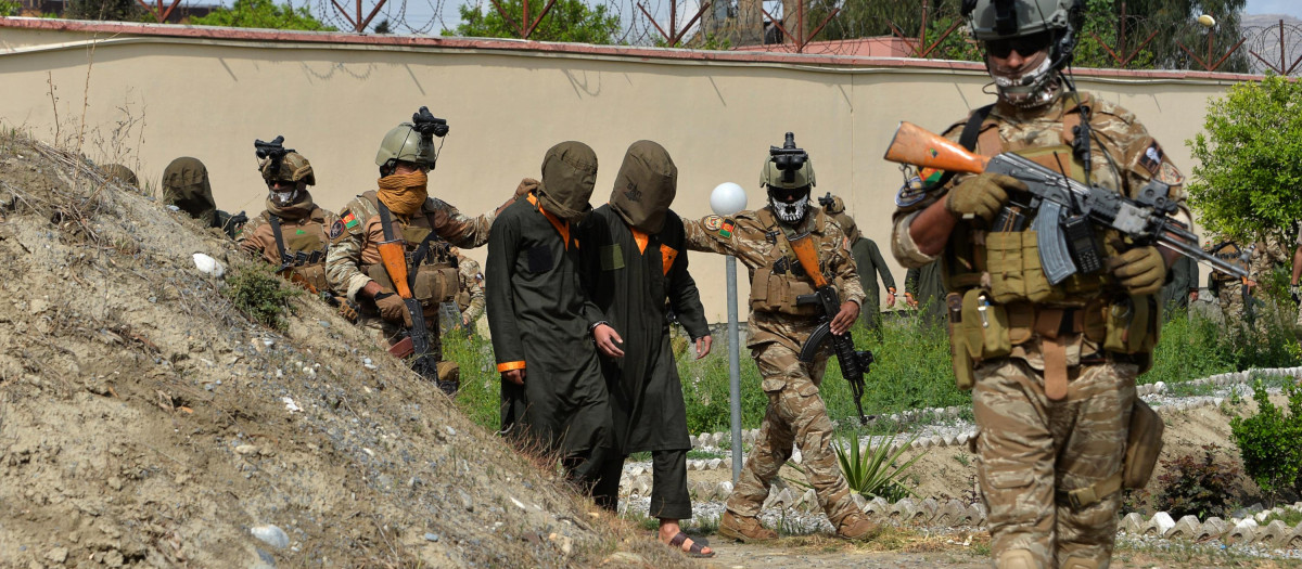 Soldados talibanes en Afganistán