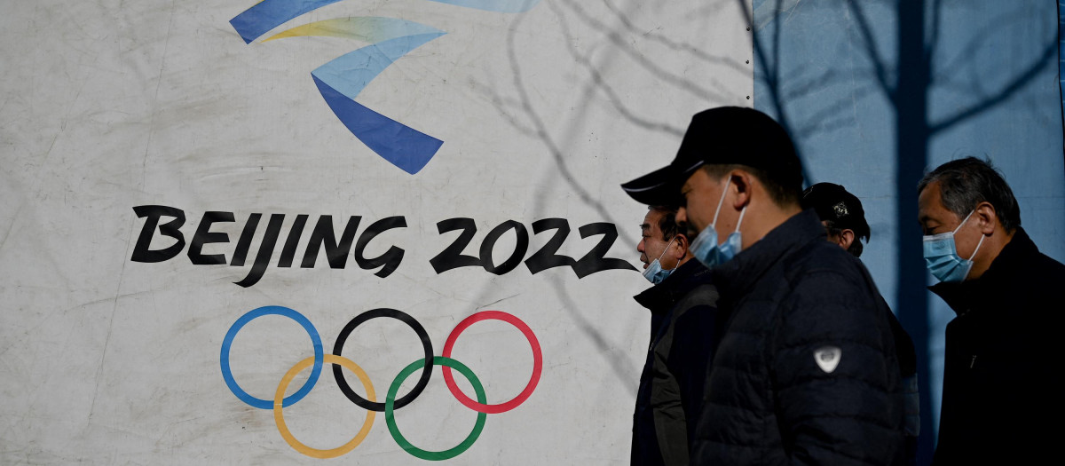 Logotipo de los Juegos Olímpicos de Invierno 2022 en la sede de Pekín