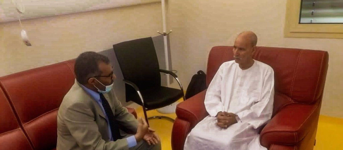 Brahim Gali, junto al líder saharaui Bucharaya Beyun
