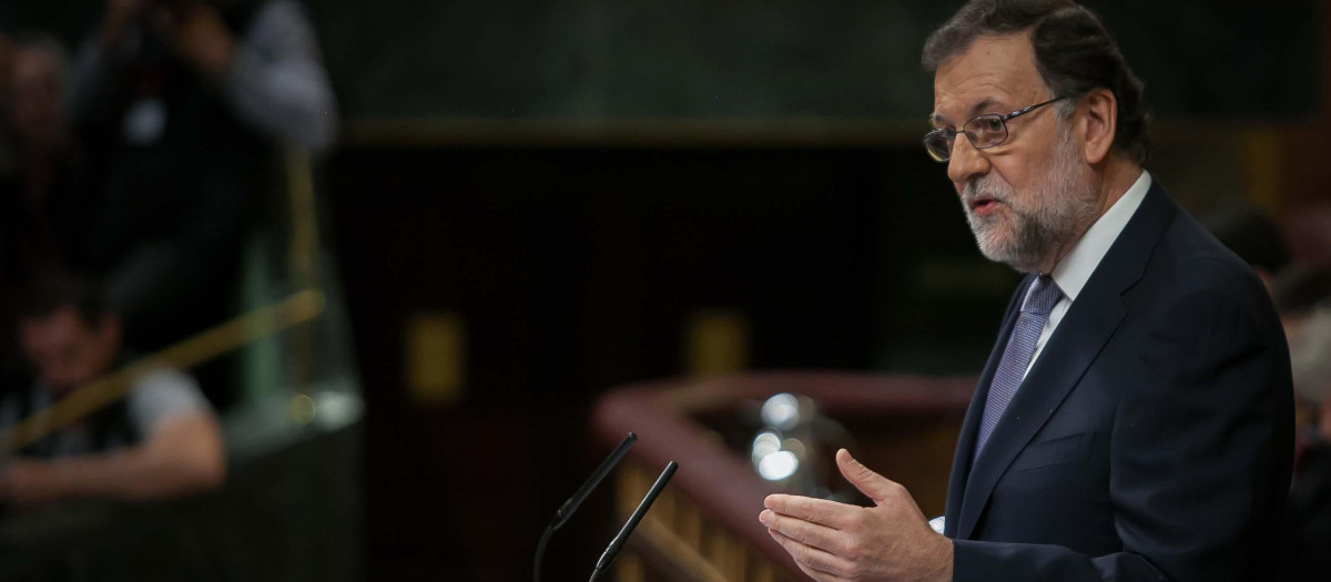 Mariano Rajoy en el Congreso de los Diputados durante la sesión de investidura (2016)