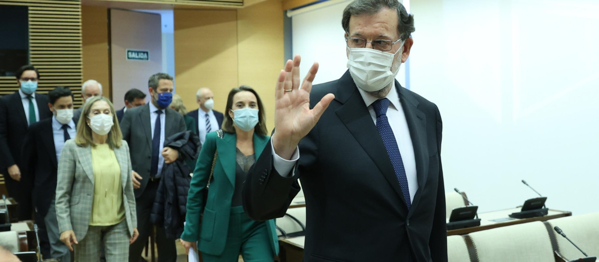 Rajoy a su llegada a la comisión de investigación