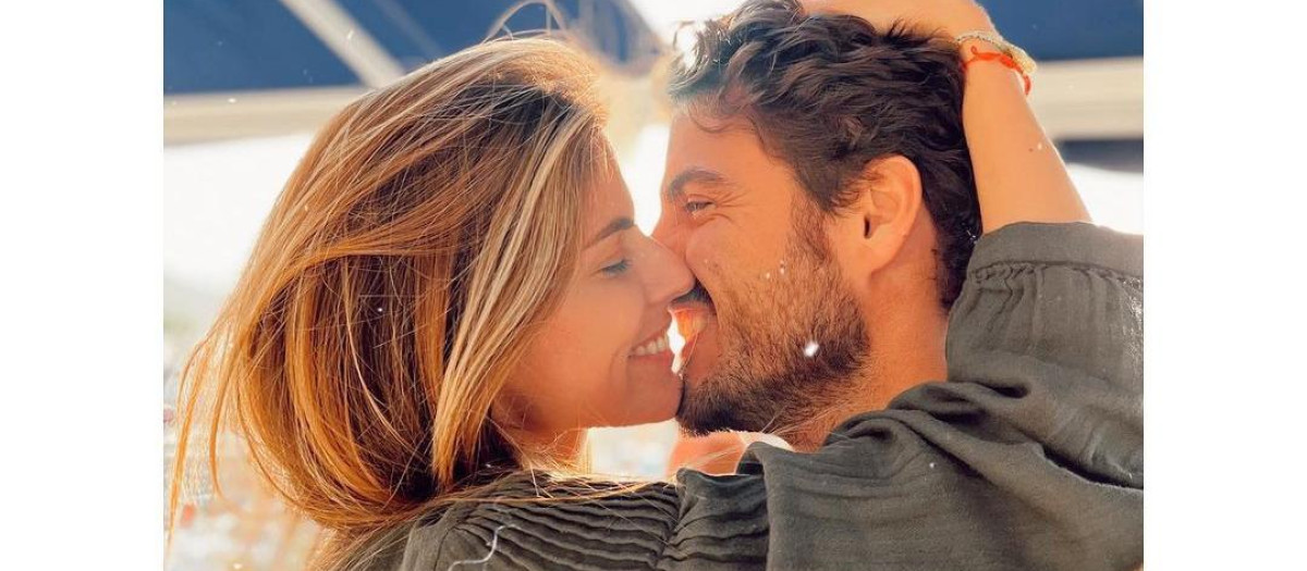 Maxi Iglesias y Stephanie Cayo confirman su relación