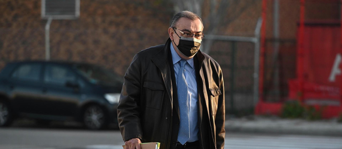 El comisario Enrique García Castaño, a su llegada este jueves a la Audiencia Nacional de San Fernando de Henares