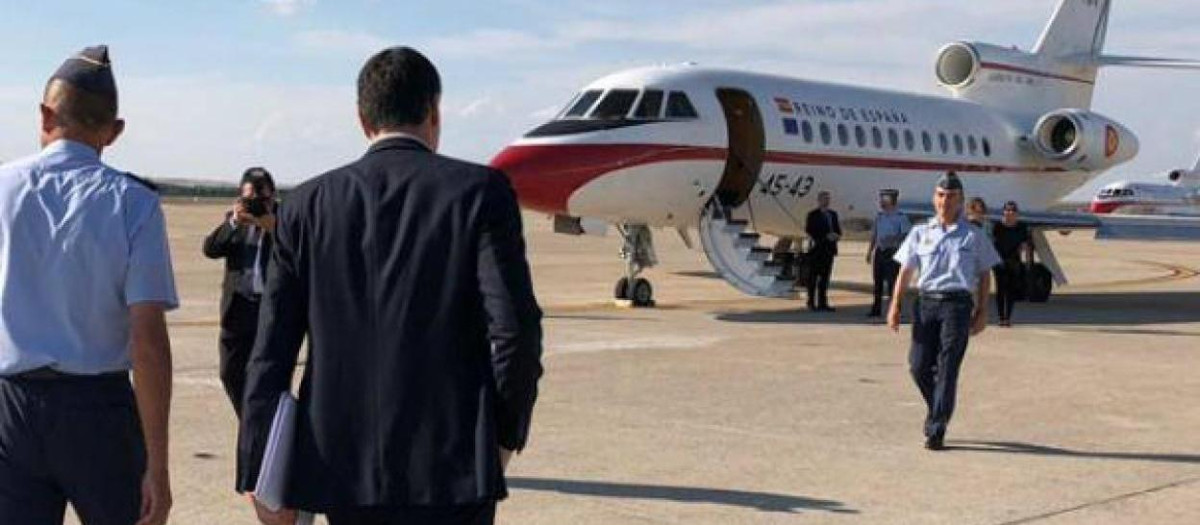 Pedro Sánchez en Torrejón camino del Falcon