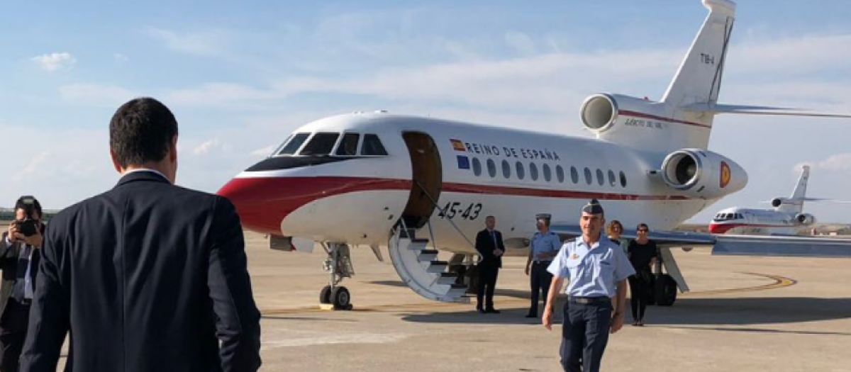 Pedro Sánchez en Torrejón camino del Falcon