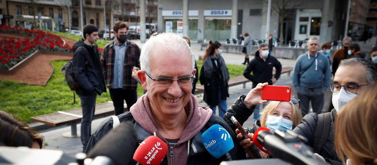 El que fuera líder de ETA, Mikel Antza, no ha querido hacer declaraciones a su entrada a los juzgados de San Sebastián