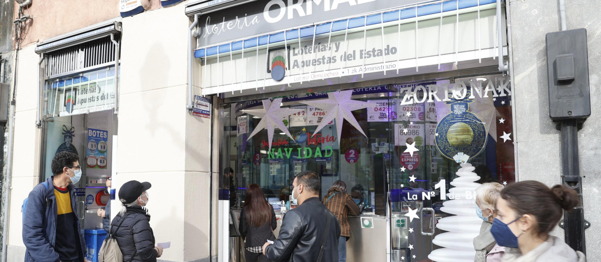 Por 3 euros se puede asegurar el décimo y cobrar la retención de Hacienda en los premios superiores a 40.000 euros