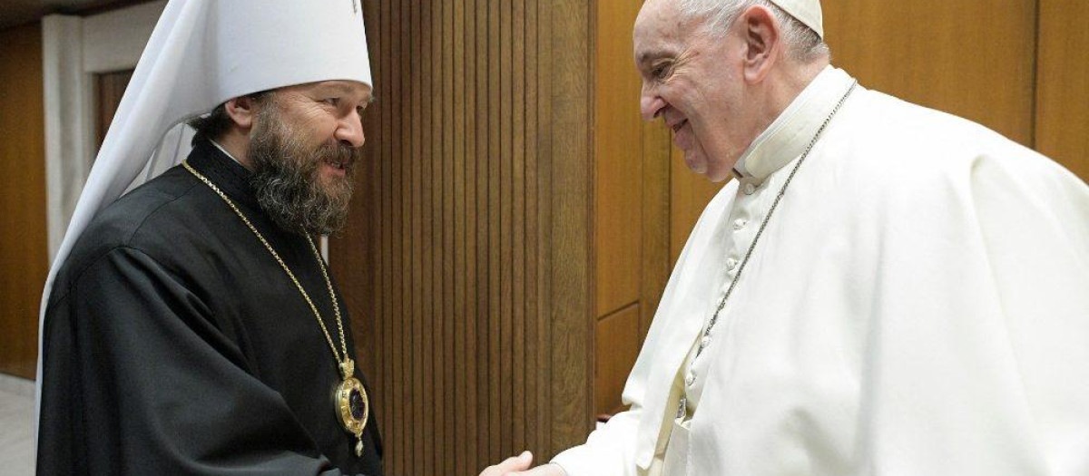 El Papa Francisco y el Metropolitano Hilarión
