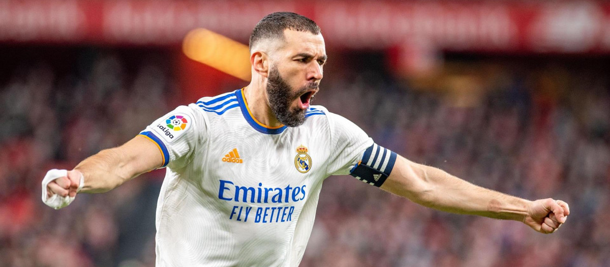 Benzema celebra un gol