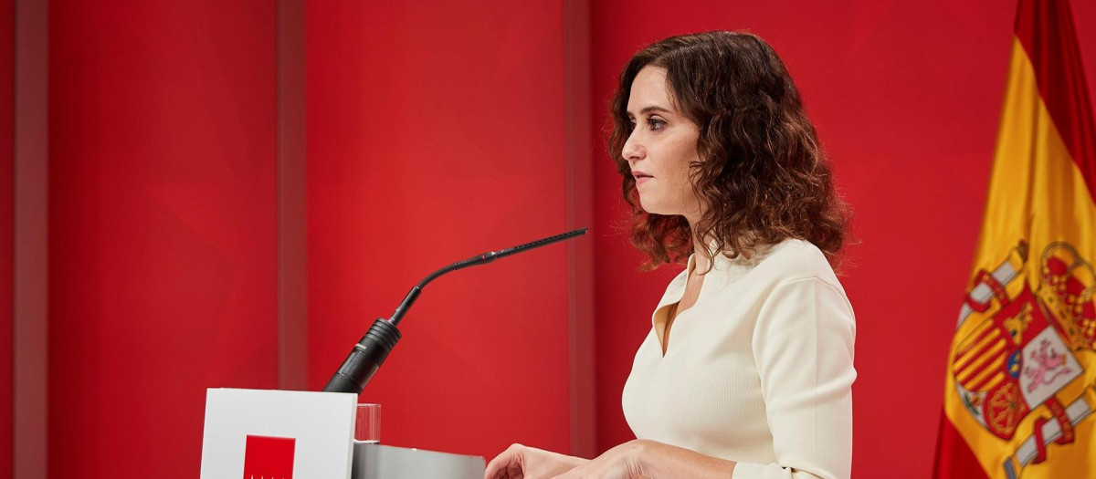 Ayuso acusa al Gobierno de perseguir a las regiones que bajan impuestos