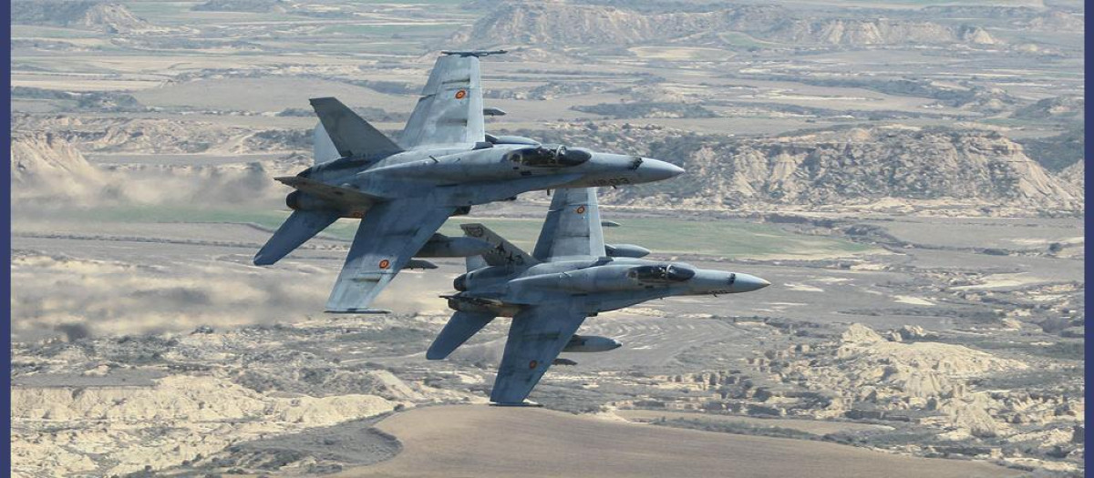 Dos F-18 del Ala 12