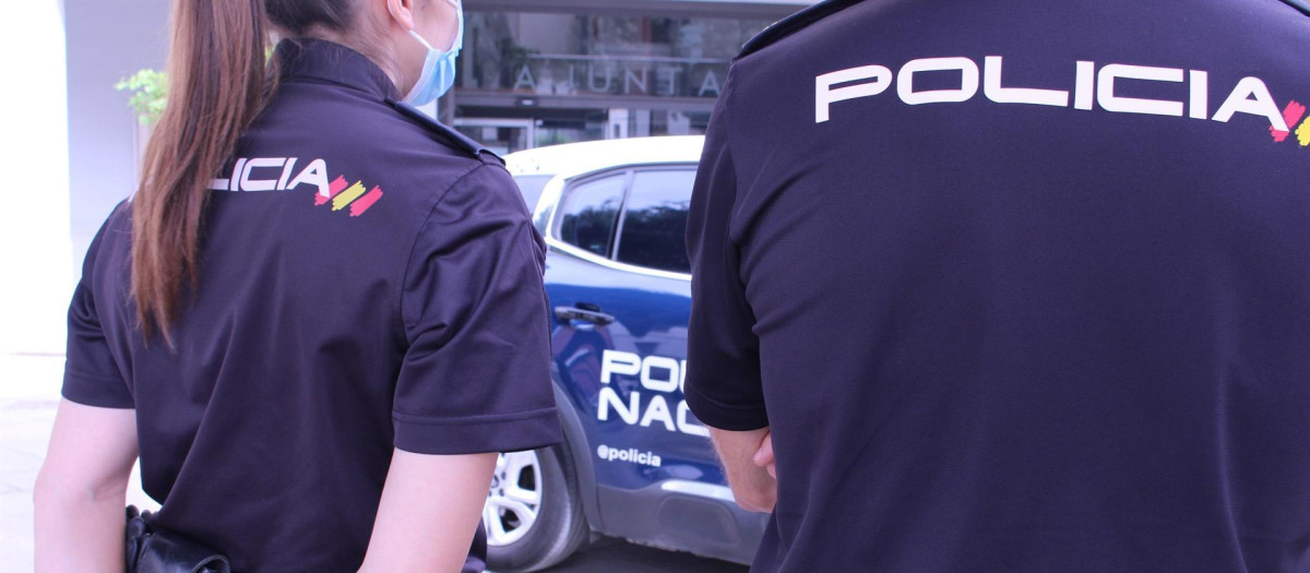 Agentes de la Policía Nacional