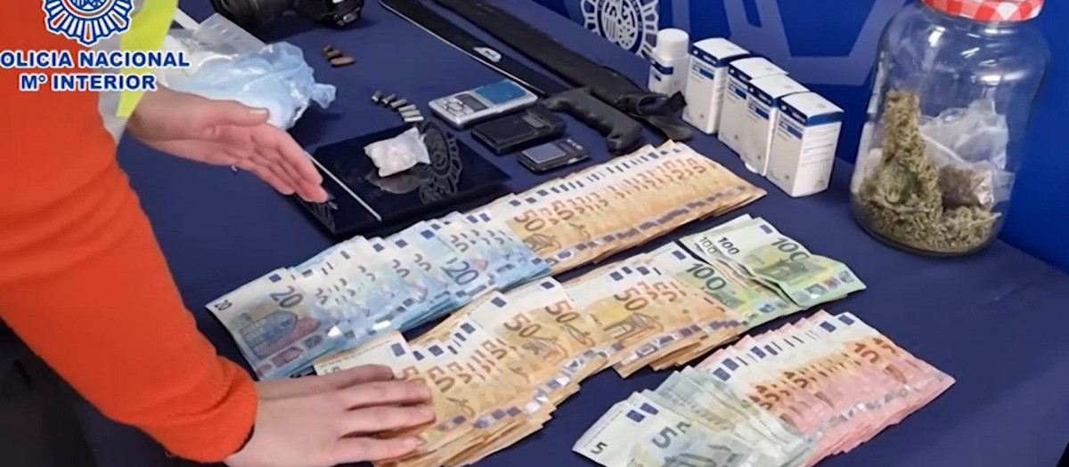 Liberadas 10 chicas y 37 detenidos de un grupo que explotaba sexualmente a menores y las forzaba a vender droga