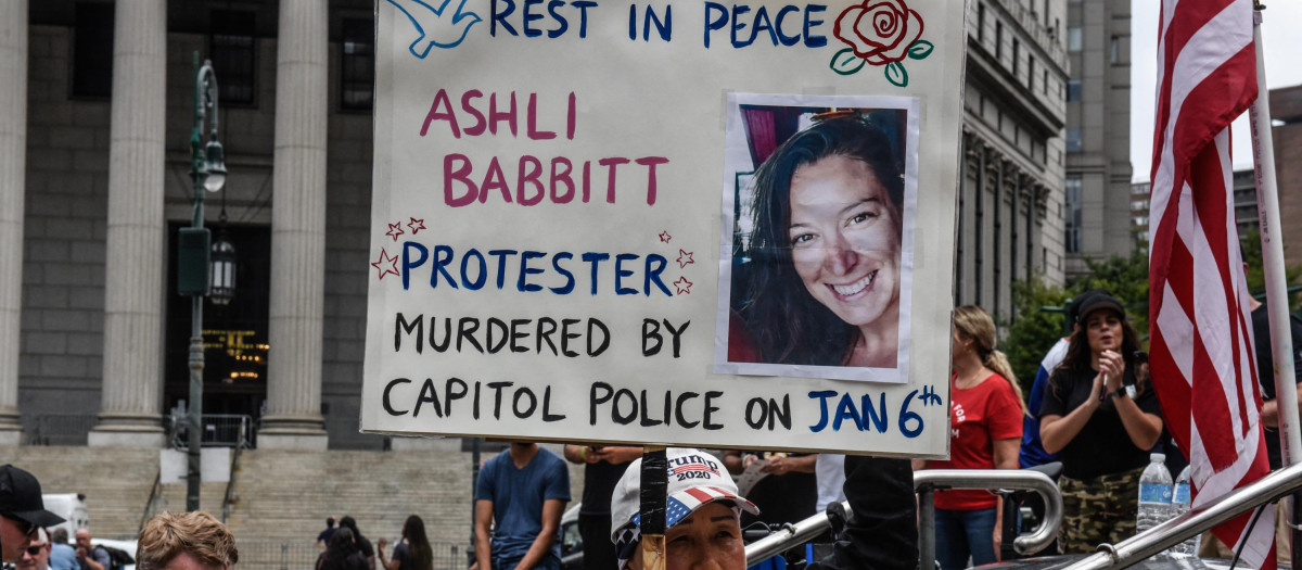Concentración en recuerdo de Ashli Babbitt