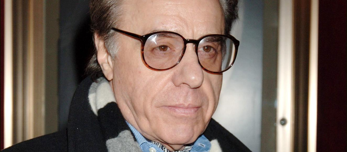 EL ACTOR PETER BOGDANOVICH POSANDO DURANTE LA PREMIER DE LA PELICULA "MEMOIRS OF A GEISHA"
J. Graylock / jpistudios / ©KORPA
06/12/2005
NUEVA YORK *** Local Caption *** Peter Bogdanovich
Memoirs of a Geisha New York Premiere
Ziegfeld Theater
New York, NY
12/6/05
©J. Graylock/jpistudios.com
310-657-9661