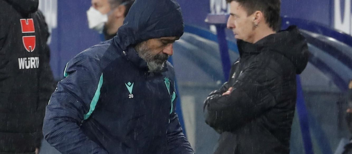 Álvaro Cervera tras la derrota del Cádiz frente a Osasuna