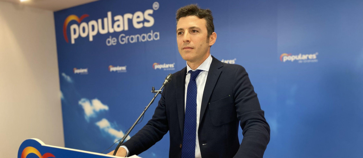 El secretario general del PP de Granada