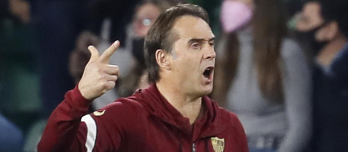 El entrenador del Sevilla se queja de una acción del encuentro