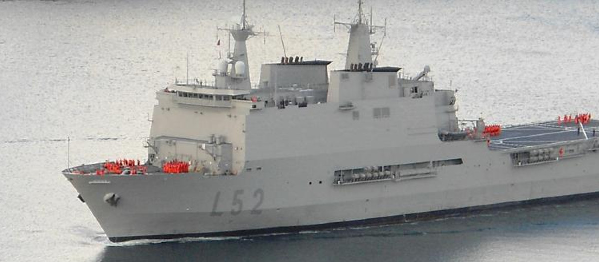 El buque anfibio Castilla