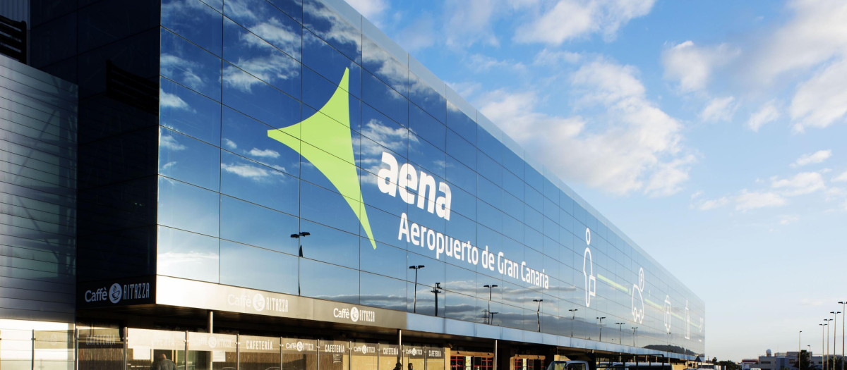 Exterior del Aeropuerto de Gran Canaria