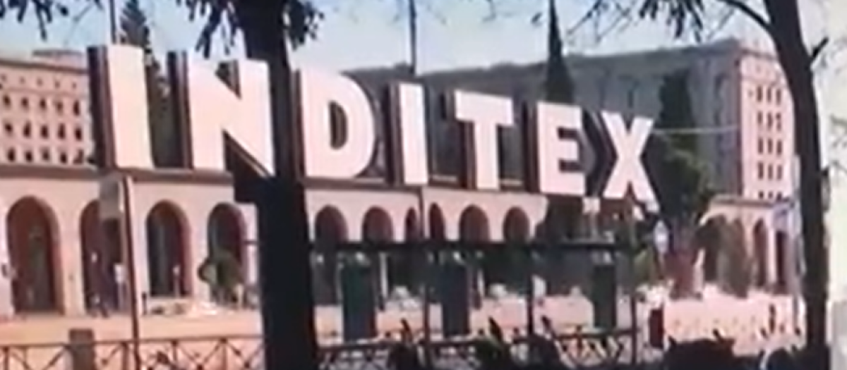 TVE utilizó una imagen con el cartel de Inditex para hablar de la pobreza y las desigualdades