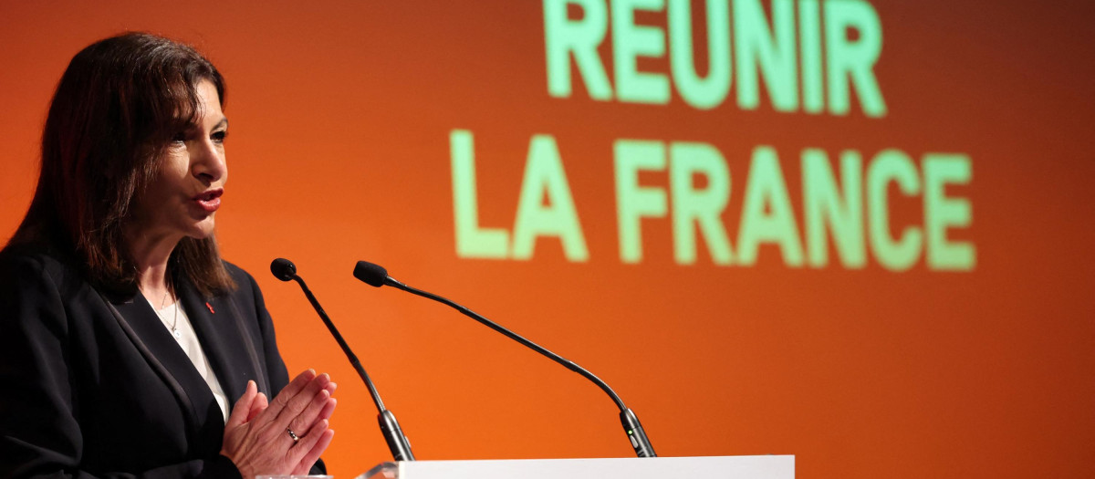 La candidata presidencia de los socialistas franceses, Anne Hidalgo