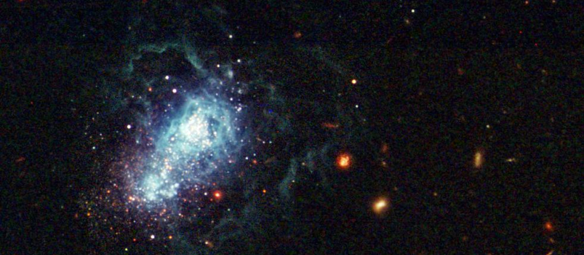 El 1 de junio de 2003 la NASA fotografió la galaxia Zwicky 18