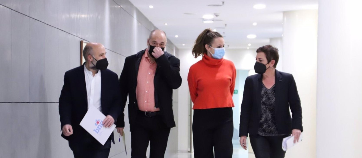 Diputados del BNG, ERC, la CUP y Bildu